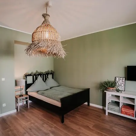 Soonwald Mit Terrasse & Whirlpool 아파트 *