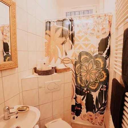 Soonwald Mit Terrasse & Whirlpool 스트롬버그