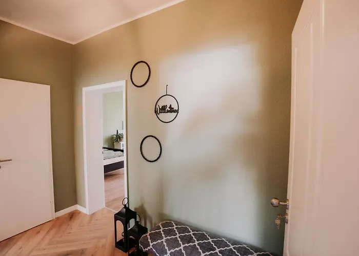 Soonwald Mit Terrasse & Whirlpool סטרומברג