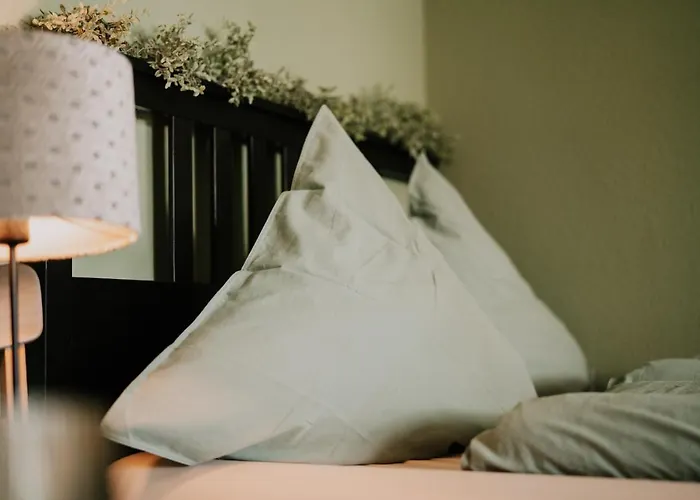 Soonwald Mit Terrasse & Whirlpool سترومبرغ